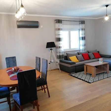 Apartman Nina Kali Dış mekan fotoğraf