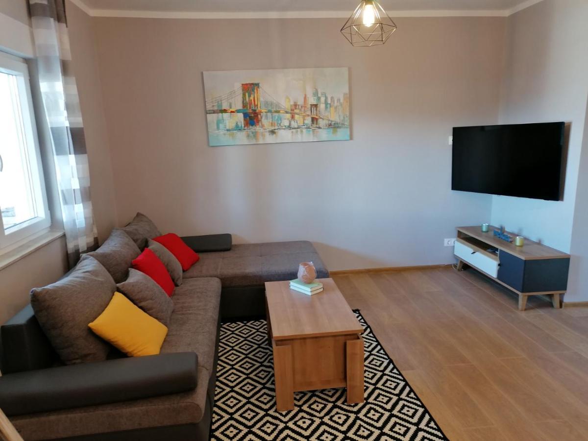 Apartman Nina Kali Dış mekan fotoğraf