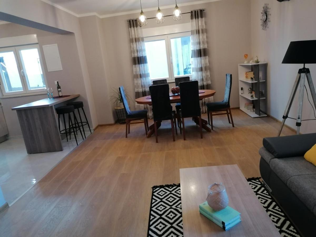 Apartman Nina Kali Dış mekan fotoğraf