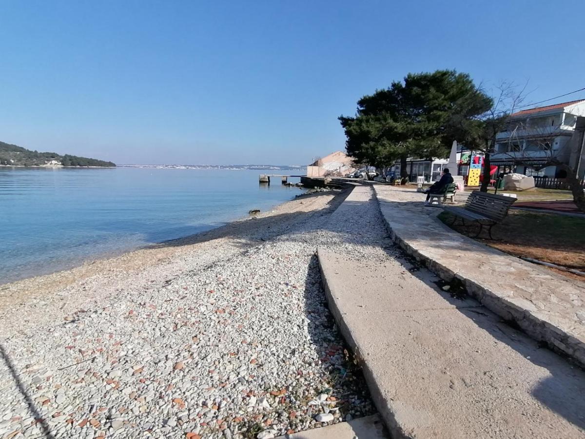Apartman Nina Kali Dış mekan fotoğraf
