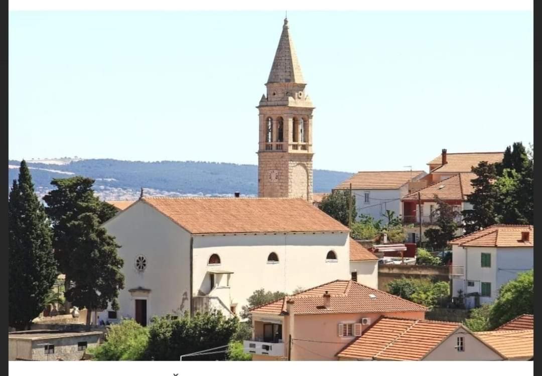 Apartman Nina Kali Dış mekan fotoğraf