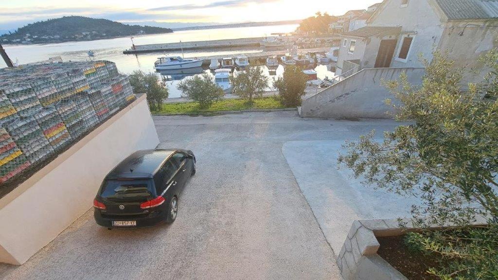 Apartman Nina Kali Dış mekan fotoğraf