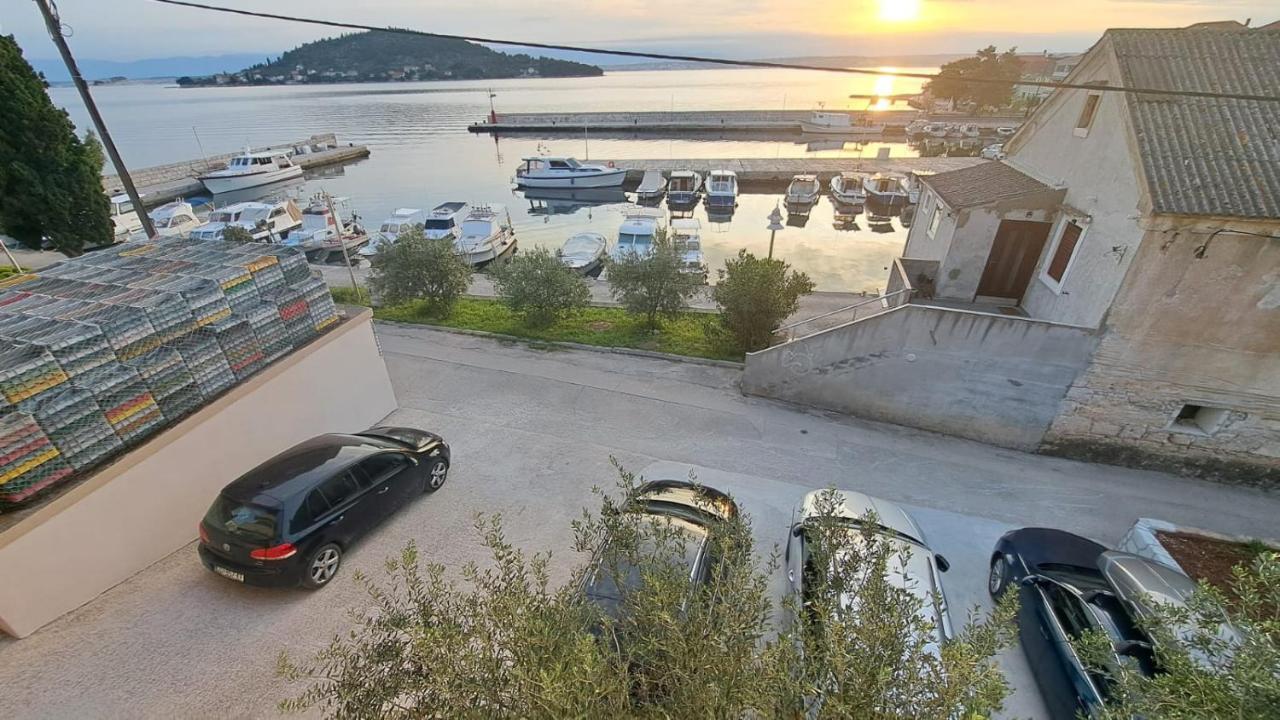 Apartman Nina Kali Dış mekan fotoğraf