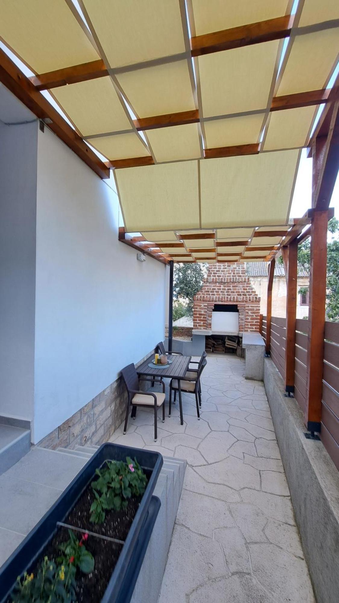 Apartman Nina Kali Dış mekan fotoğraf
