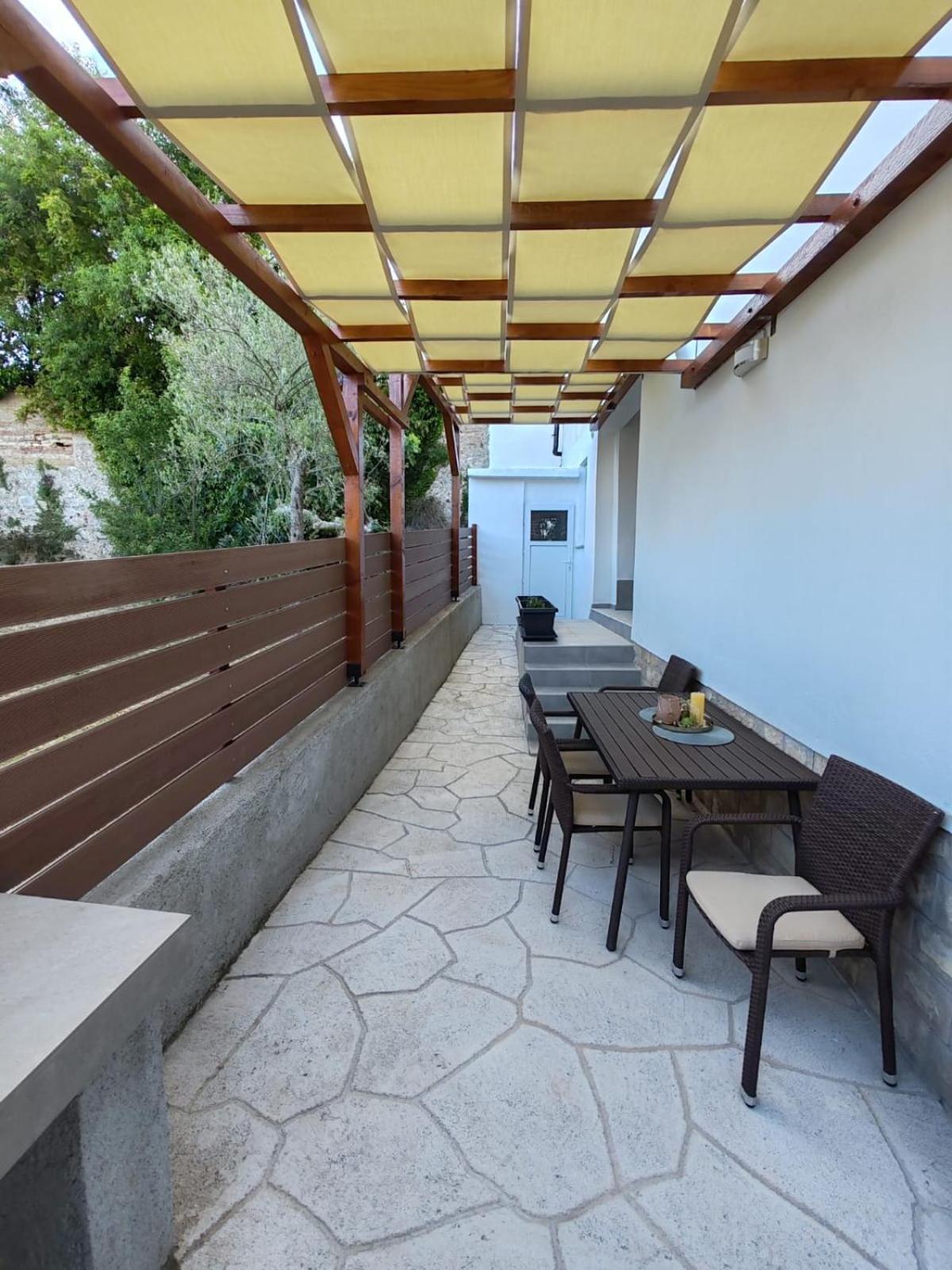 Apartman Nina Kali Dış mekan fotoğraf